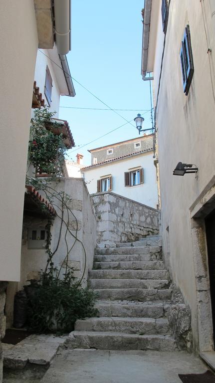 Apartments Sandra Brseč エクステリア 写真